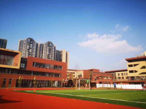 校園環(huán)境
