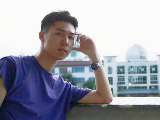 高三10班 王勝菲