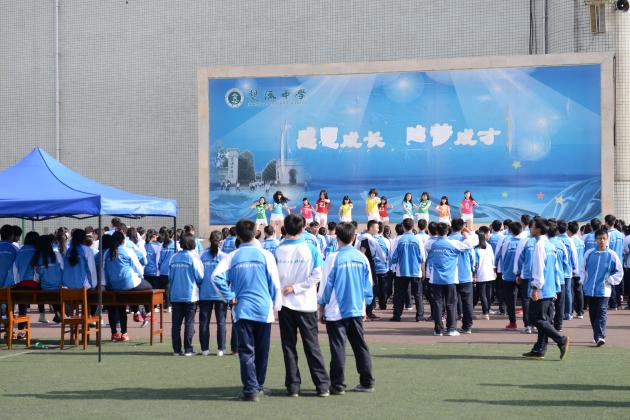 舞蹈社的街舞表?yè)P(yáng)