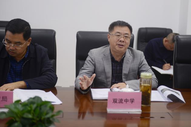 龍清明校長