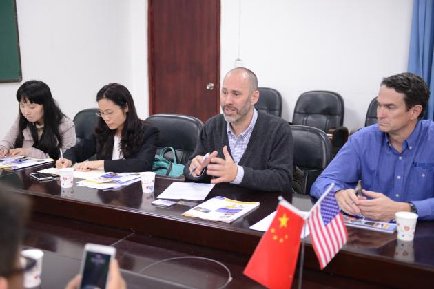 Dr. Brad Van Den Elzen主任發(fā)言