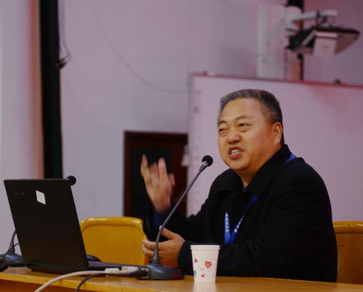 熊校長演講