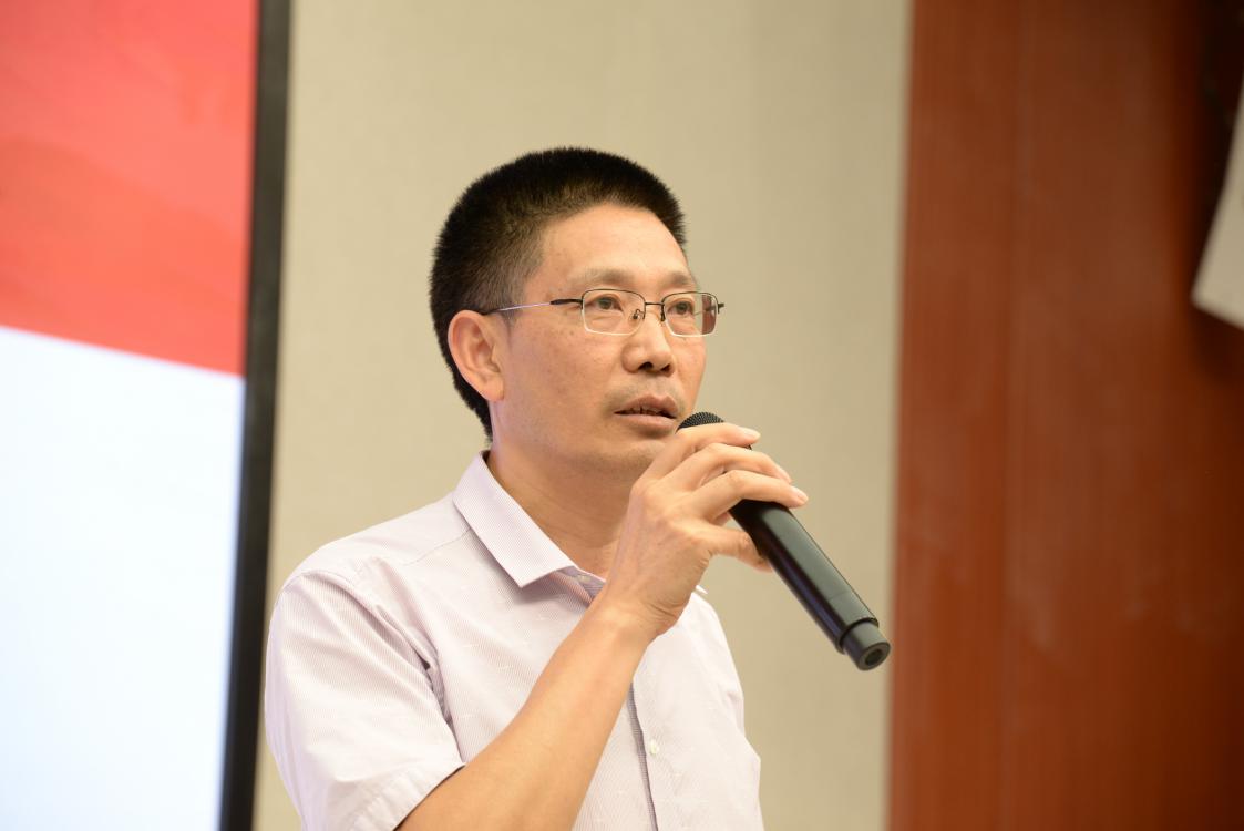 18-向書記致辭